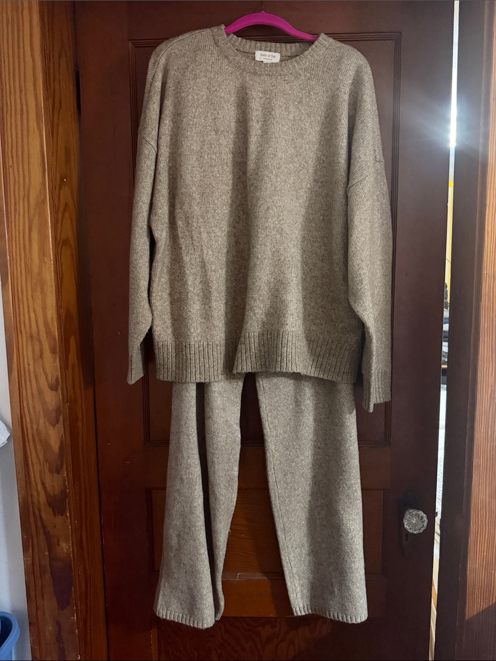 State of Day Women’s Sweater Set Size Medium